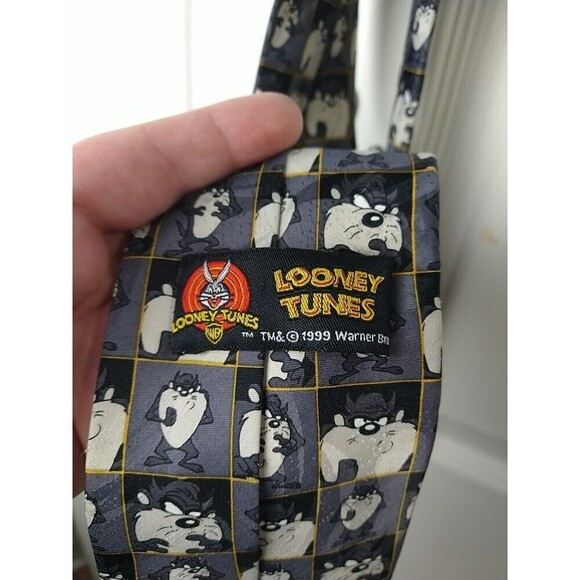 looney tunes tasmanian devil Grey Yellow Lined Tie 60" - Picture 5 of 8